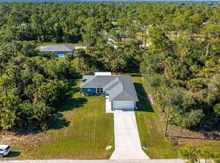 6040 S Moss Cir, Labelle, FL 33935