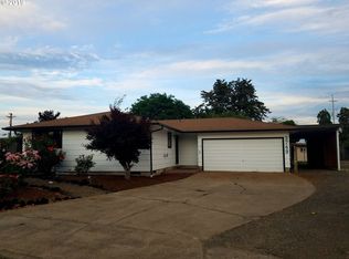 3749 S East St, Springfield, OR 97478