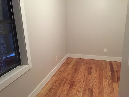 Rented by Premier Metro Realty Corp | media 21