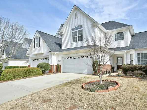 614 Glassyrock Ct, Greer, SC 29650