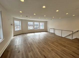 2300 W Belmont Ave UNIT 2, Chicago, IL 60618