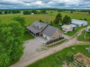 24959 Falcon Rd, Lebanon, MO 65536