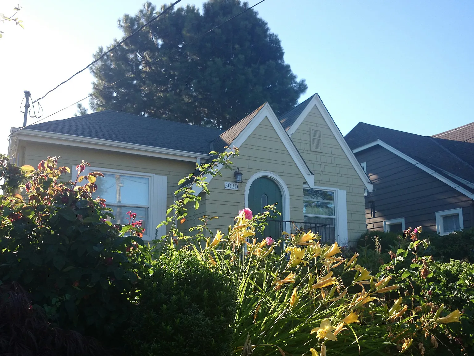 3030 27th Ave W photo 1