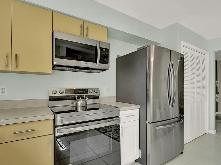 4004 SW Osprey Creek Way — Photo 10