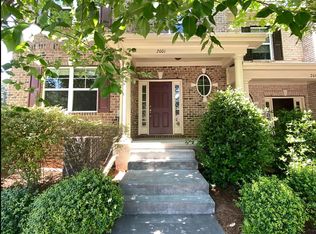 2001 Weston Green Loop, Cary, NC 27513