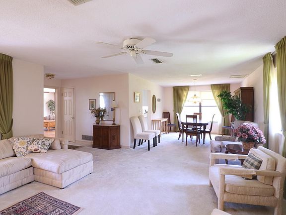 3rd image of 20 Surfside Dr