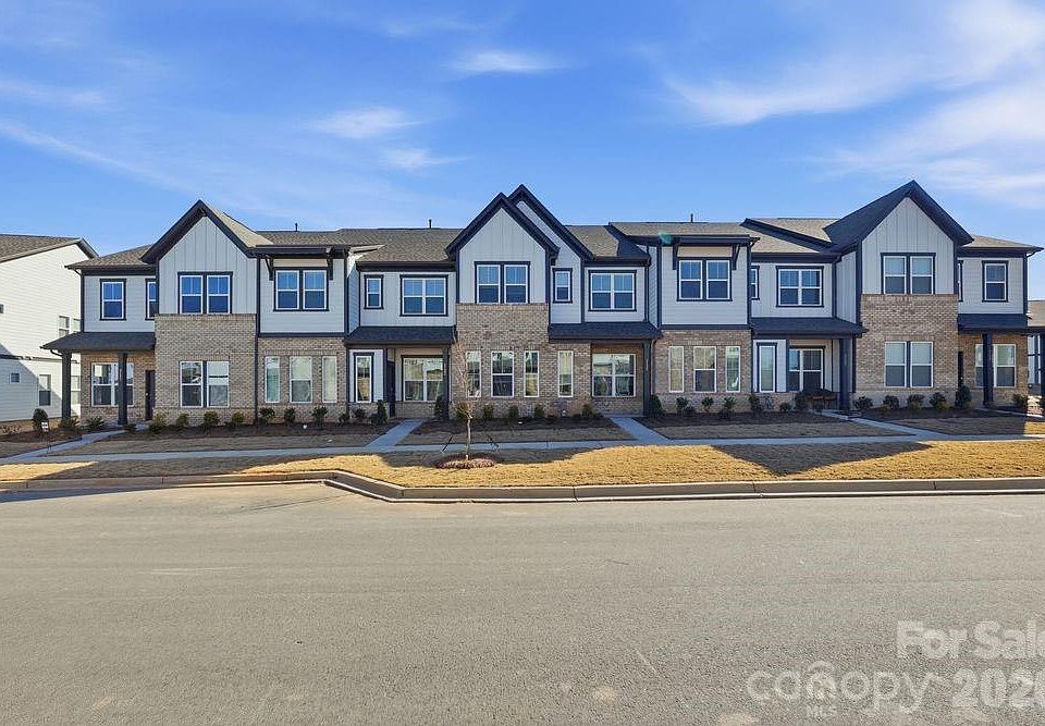 1st image of 3131 Beacon Heights Rd