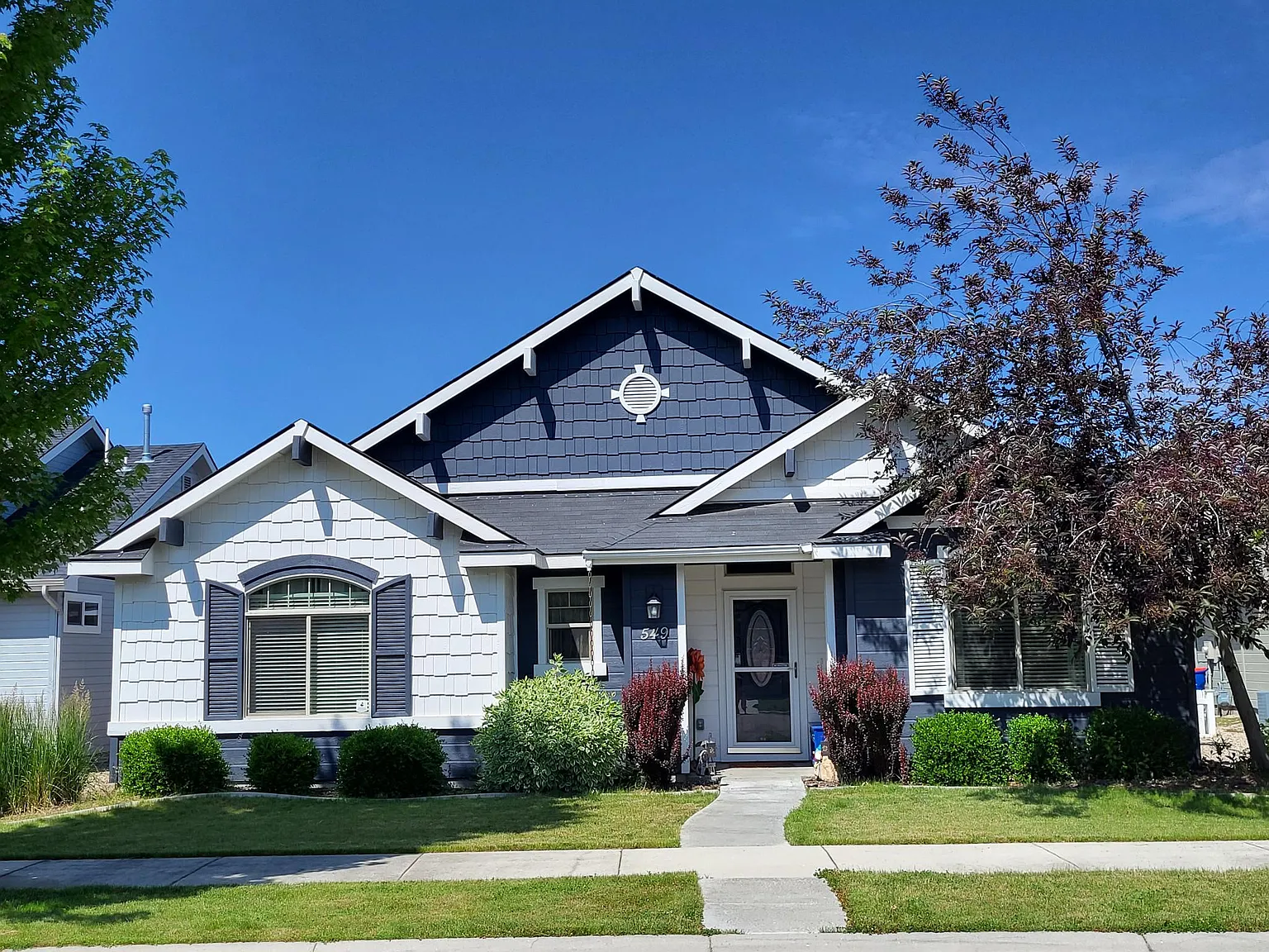 549 N Baxter Way — Photo 1