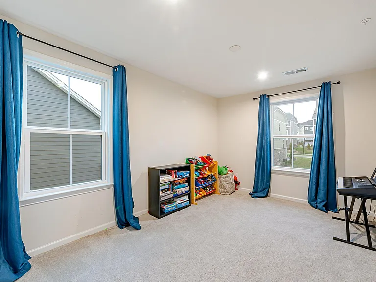 3053 Mahican Cir — Photo 21