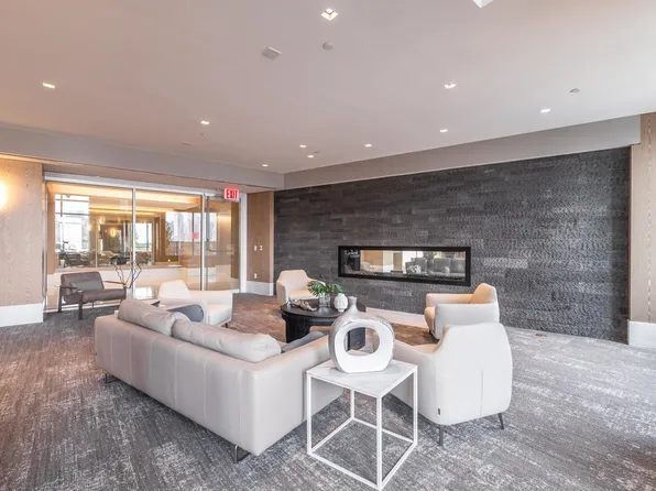 9 Avenue At Port Imperial image 6 of 50