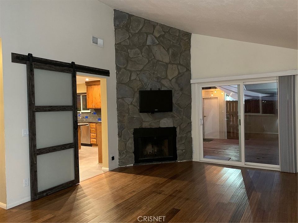 Varsity Park Villas 14988 Reedley St Moorpark CA Zillow