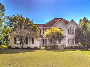 12 Raintree Pl, Oak Ridge, TN 37830