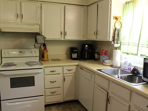 5th image of 1479 Ashbourne Dr