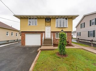 20 Cady St, Ludlow, MA 01056