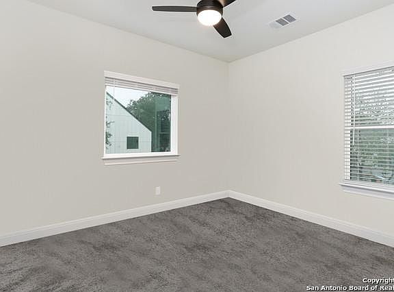 2nd image of 419 Porter St #101