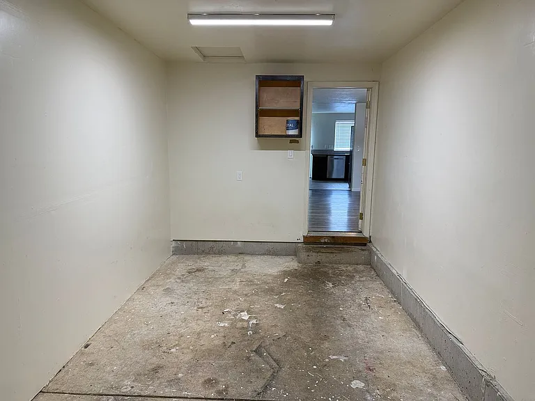 4432 Fergus Ave — Photo 33