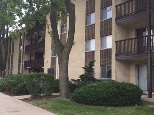 1st image of 640 Murray Ln Unit 310