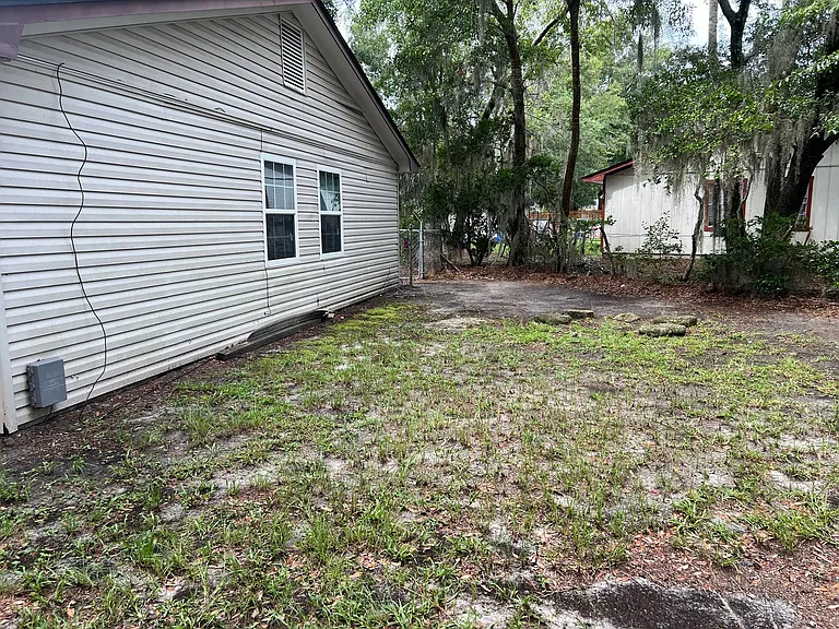 131 Cherokee Cir — Photo 14