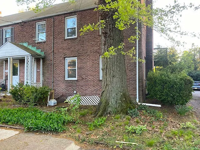 324 Plaza Rd N #B — Photo 1