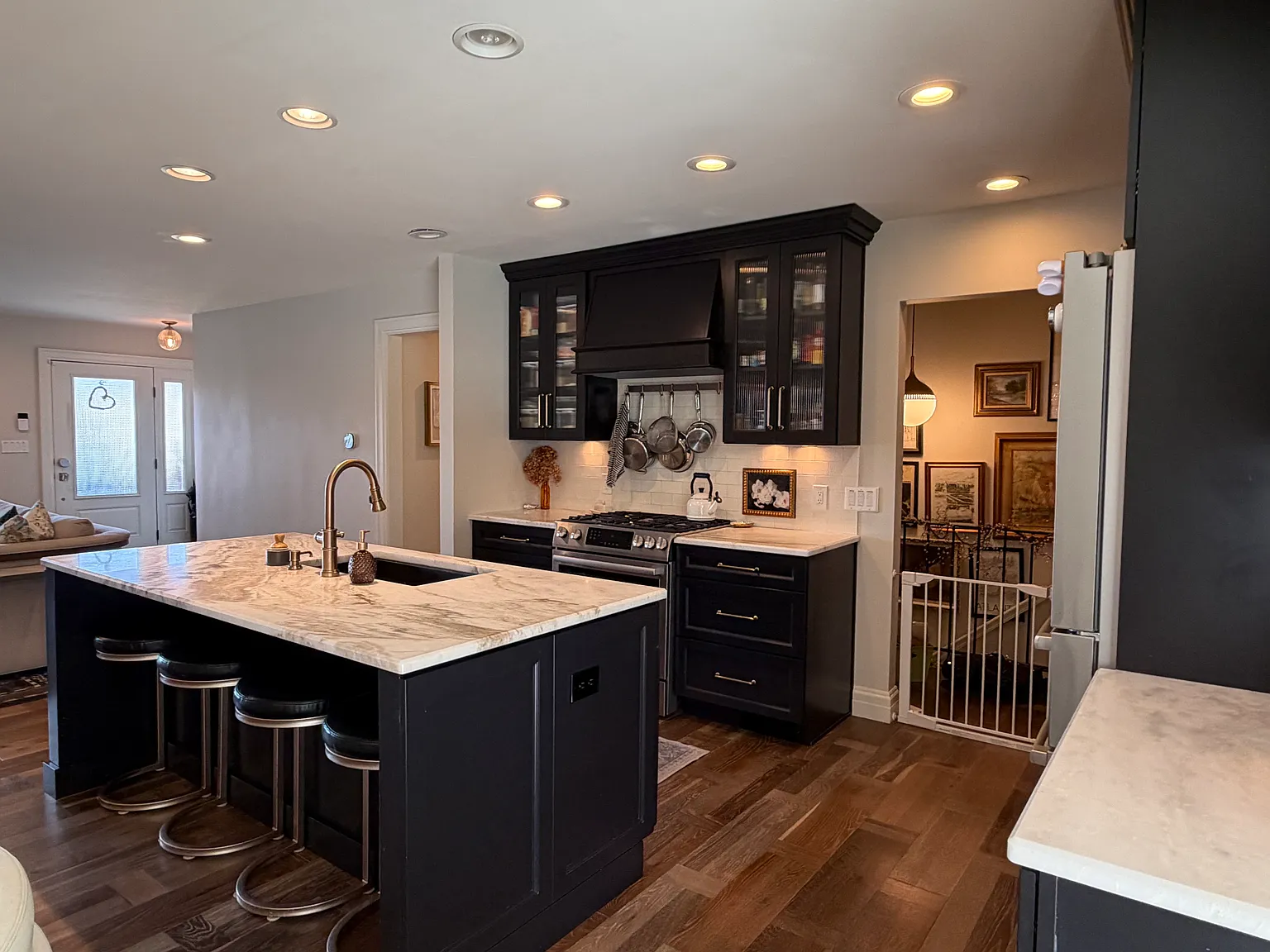 4 bed, 2800 sqft, $5,000 — Photo 4