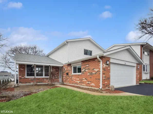 940 S Cedar Ave, Elmhurst, IL 60126