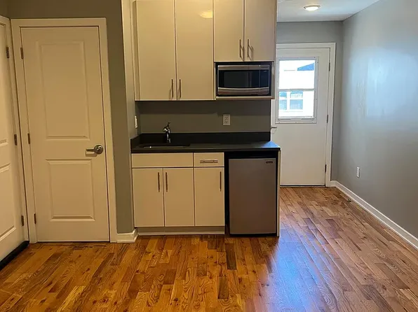 535 N Budd St, Philadelphia, PA