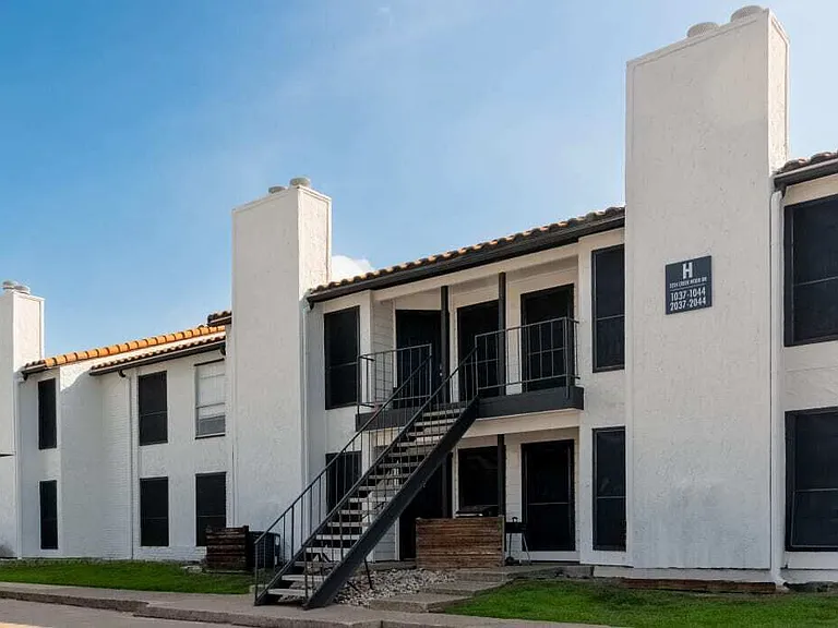 Athena Apartment Homes — Photo 10