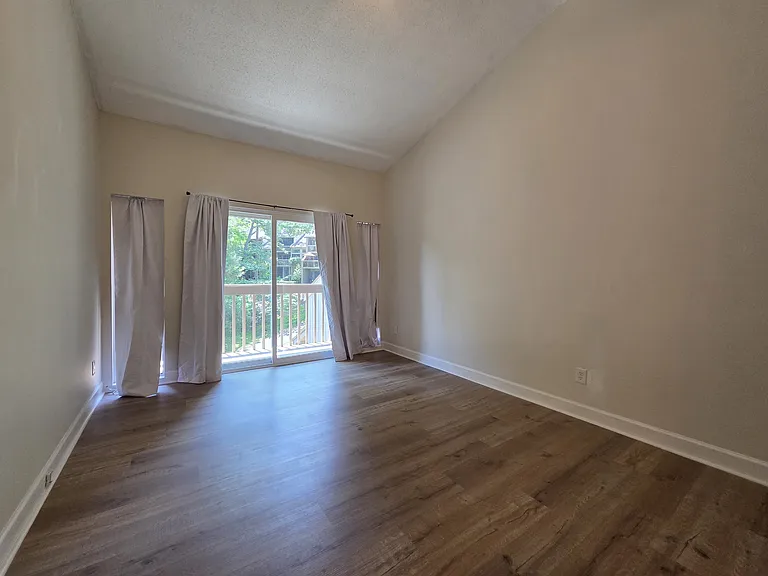 23 Longbow Ct — Photo 17
