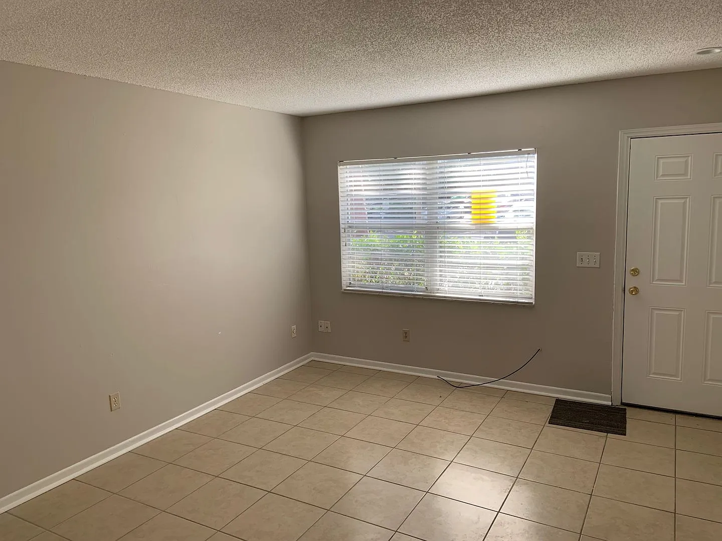 2 Bed/2 Bath Townhouse Very Close to UCF! — Photo 3