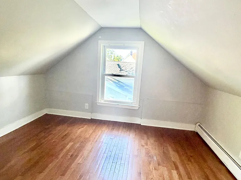 47 1/2 Park St #1A — Photo 10