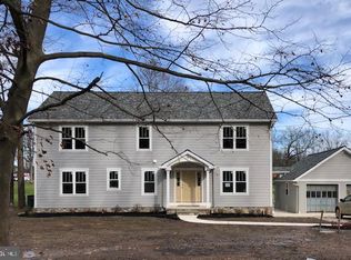 111 Sycamore Ln, Phoenixville, PA 19460