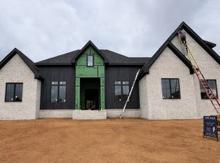 1515 Southwinds Dr, Conway, AR 72034