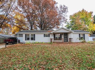 17121 Gentzler Dr, Three Rivers, MI 49093