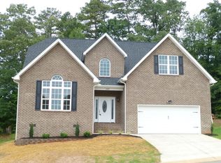 1225 10th Street Pl NW, Hickory, NC 28601