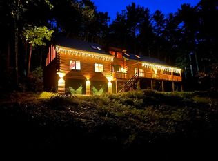 28 Fowler St, Upton, MA 01568