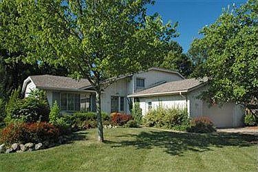 1st image of 27391 Pineview Dr