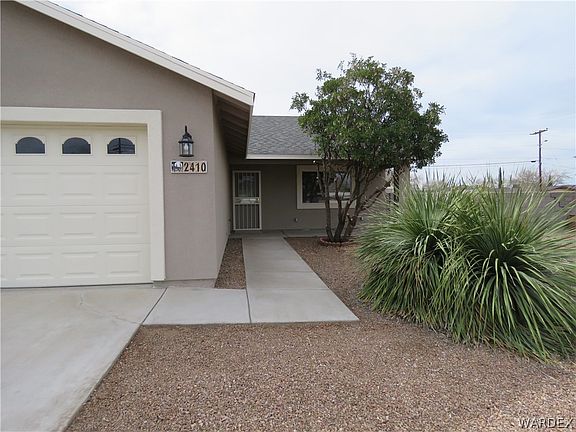 3rd image of 2410 Airfield Avenue