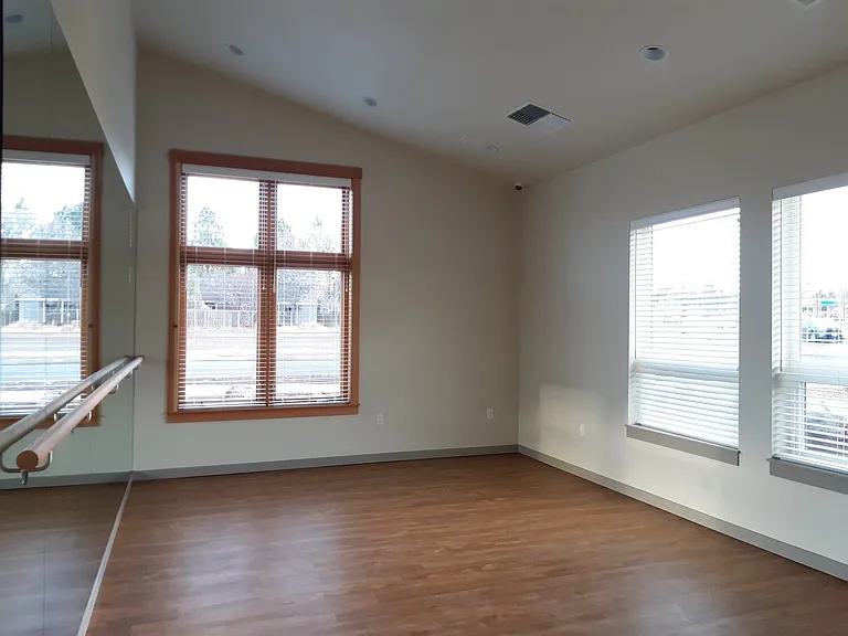 21206 NE Thornhill Ln #21206 — Photo 6