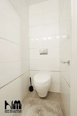 Rented by NMRE | media 29