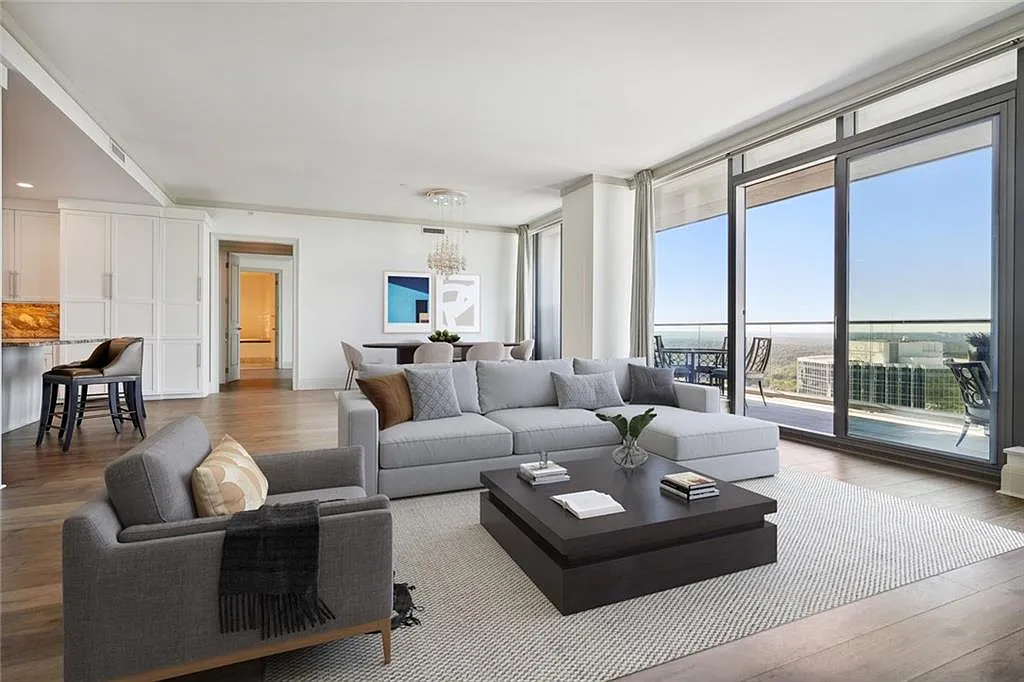2 bed, 2.5 bath, 2890 sqft, $11,500 — Photo 1