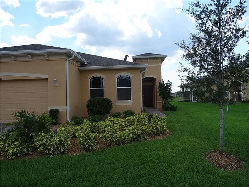 1st image of 657 Chipper Dr