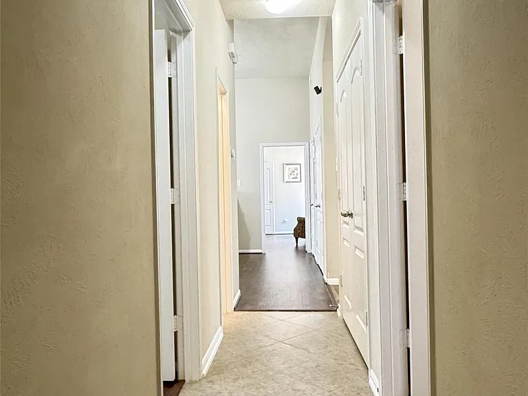 6106 Brookmall Dr — Photo 22