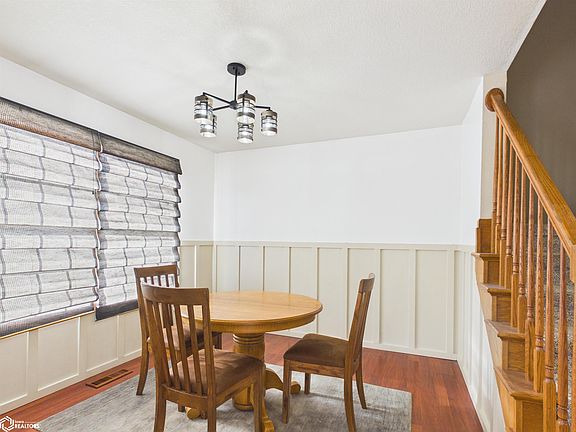 5th image of 31 Cambridge Ct