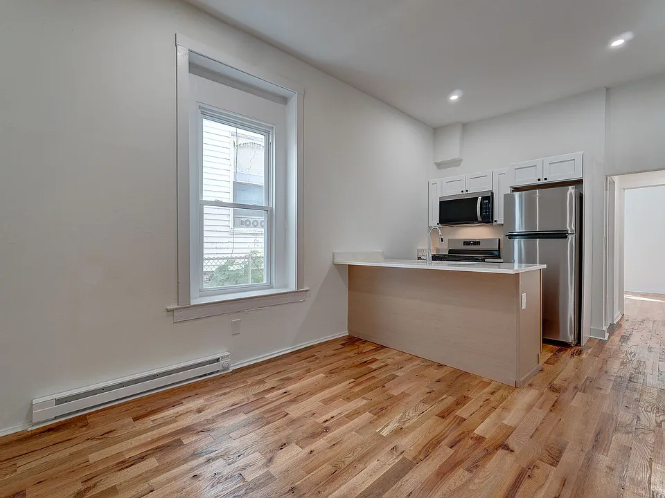 522 Elm St