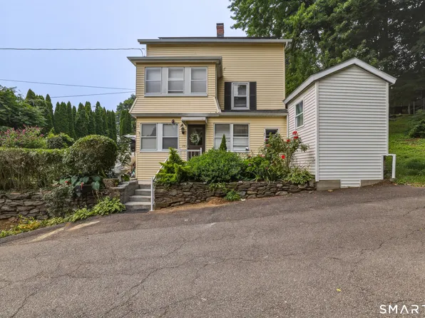 26 Washington Street, Derby, CT 06418