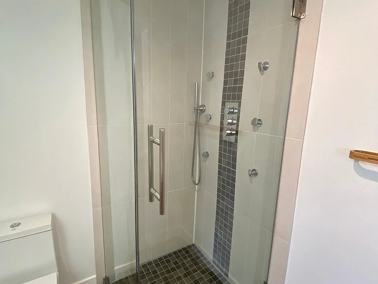 3rd floor bathroom