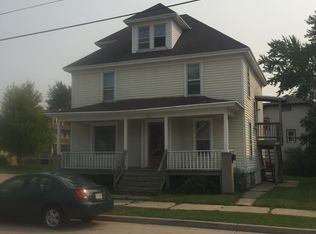 303 W Lincoln Ave, Oshkosh, WI 54901