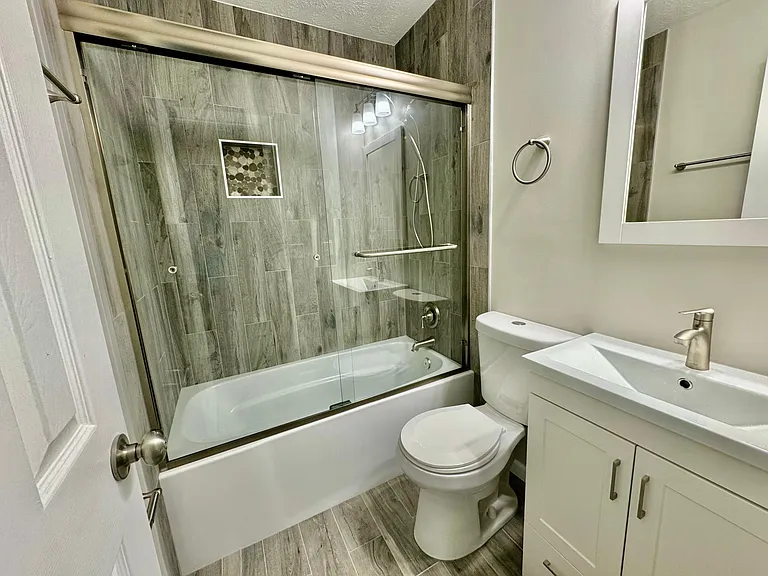 1542 E Meadowbrook Dr — Photo 14