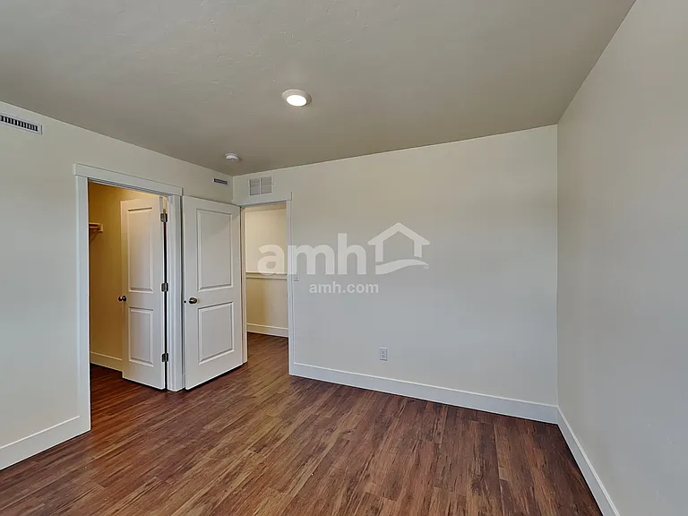 6634 Spriggel St — Photo 12