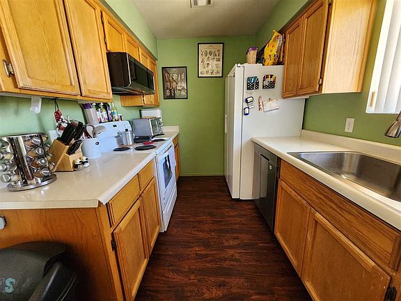 5th image of 8876 E 39th St